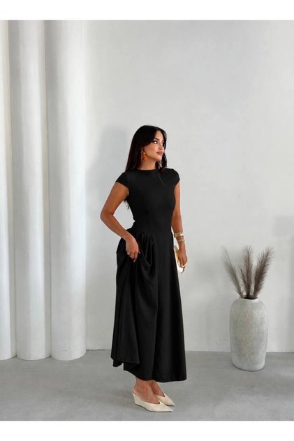 Women's Fit Molded Maxi Dress with Waist Fit and Wide Skirt, Stylish Casual and Event Dress, Black & Pink