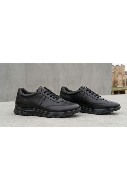 Genuine Leather Small Large Size Non-Slip Strong Sole Economical Casual Sneaker Men's Shoes