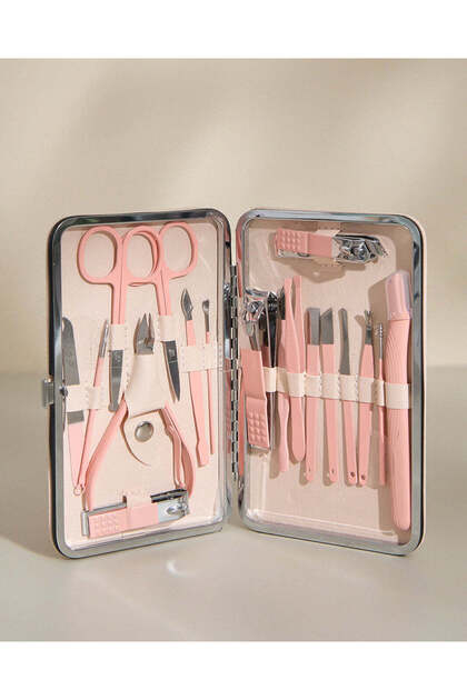 Pink 18 Piece Manicure Set