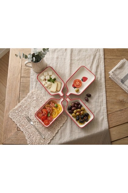 Plate and Pan Model Presentation & Breakfast Set 4 Pieces 17 cm Strawberry