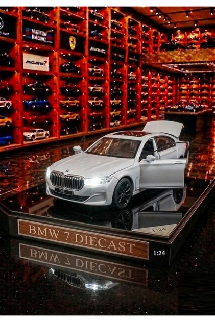 760Lİ Bmw 7 The7 X drive V12 Koleksiyon Model Metal Araba Diecast 1.24 Metal Kapı Bagaj Kaput Açılır Ses Far Beyaz