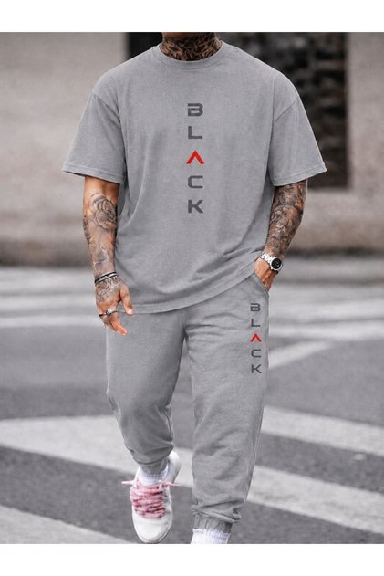 Unisex Wide-Let T-Shirt and Sweatpants Black Printed Set