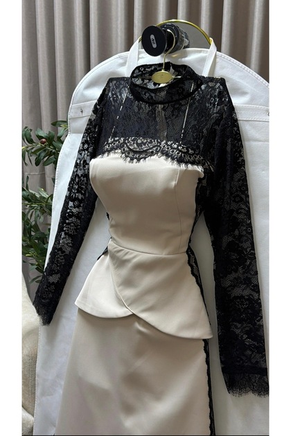 ADY-STYLE Beige Dress with Black Lace- Trendyol ADY-STYLE Beige Dress with Black Lace- Trendyol