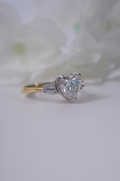 2,5Ct Kalp Mozanet Taşlı Gümüş Yüzük