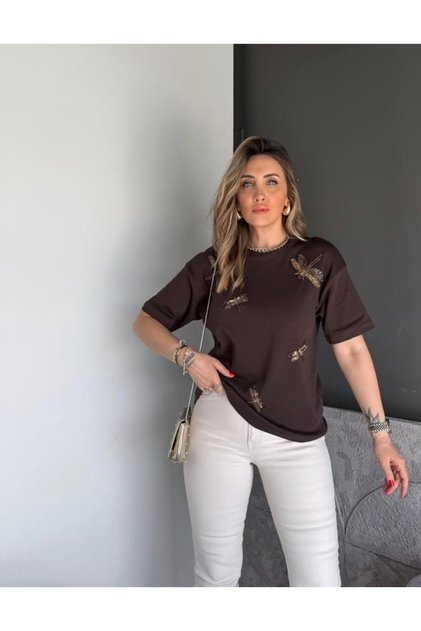 Kelekebek Desenli Boncuklu T-Shirt