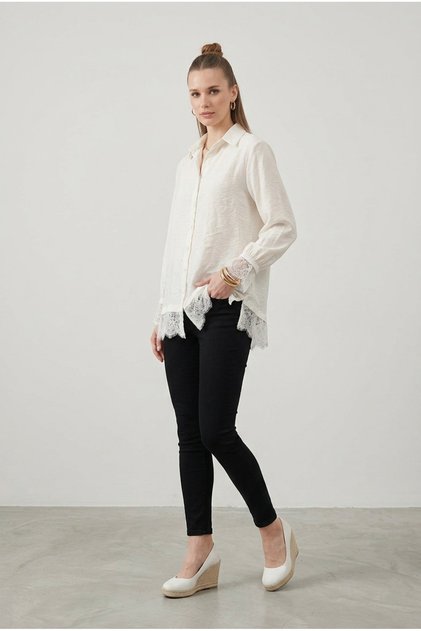 Women's Sleeve and Hem Lace Detailed Shirt Ecru