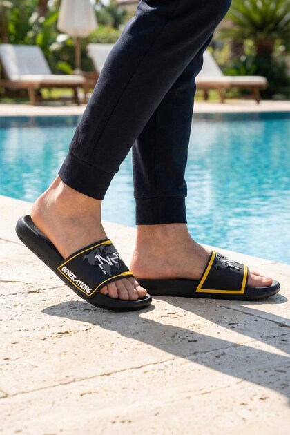 Men's Summer Pu Suitable for Wet Floor Home Bathroom Garden Pool Slippers