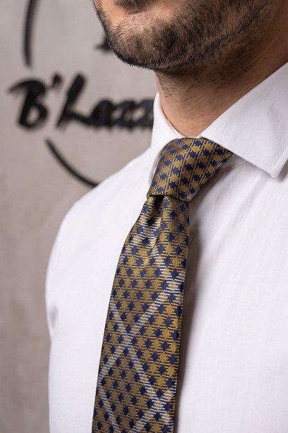 Woven Handkerchief Tie