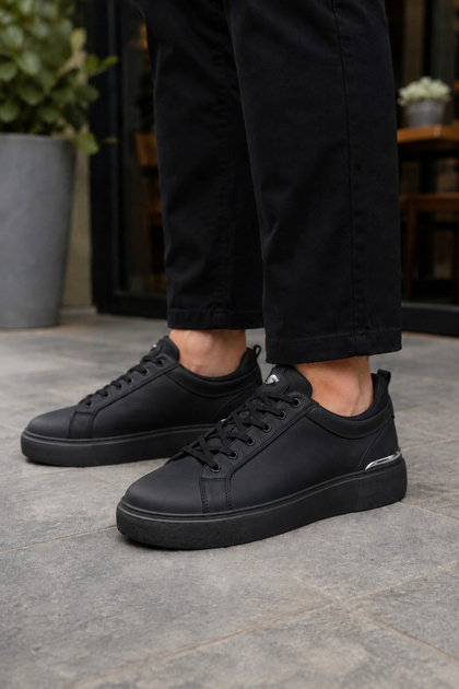 Lynx Men's Daily Sneaker Lace-Up Comfortable Sole Stylish Casual Sports Shoes - Black