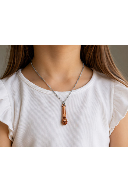 Metal Necklace with Microphone Figure – a Stylish Accessory Model for Music Lovers