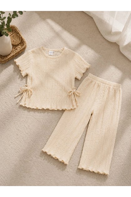 Girl's Wrinkled Textured 2-Piece Set
