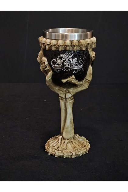 Kuru Kafa Temalı Gotik Kadeh