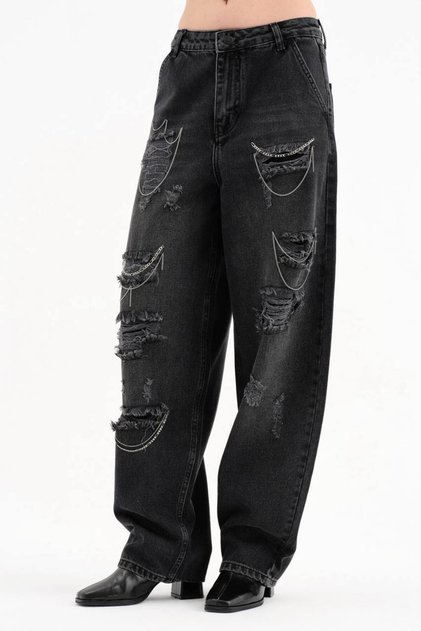 Women's Baggy Fit Design Jeans with Ripped Front and Chain Detail