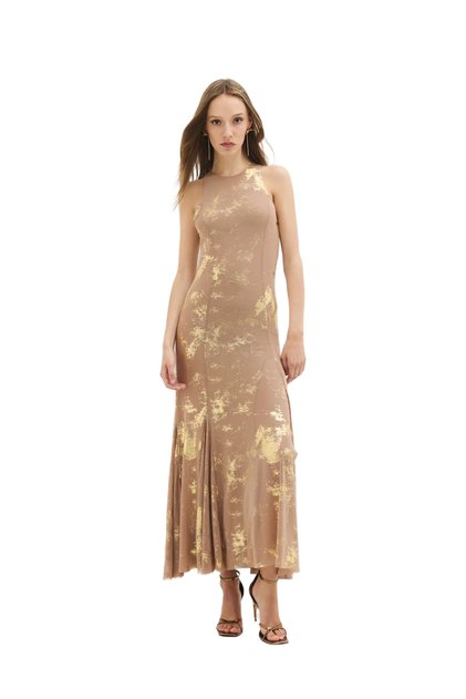 Rochie evazată fără mâneci