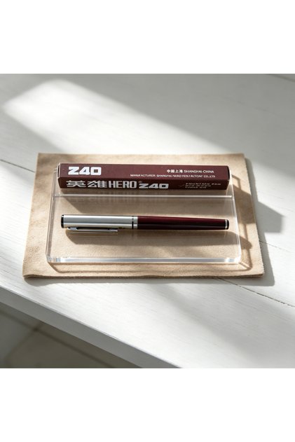 F Red Hero 240 Retro Fountain Pen Classic Design Fine 0.5mm Iridium Nib Smooth Writing Consistent In