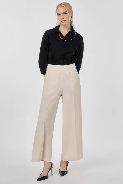 Basic Rahat Kesim Pantolon Krem