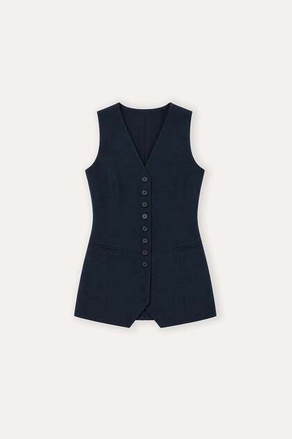 V-Neck Body-Fitting Vest