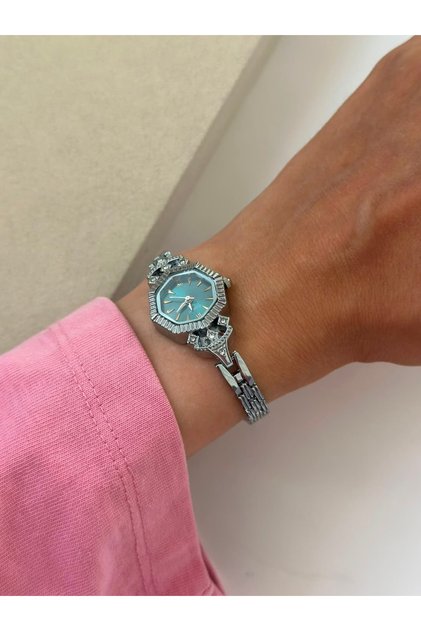 Betty Model Silver Green Color Metal Cord Vintage Series Women Wrist Watch