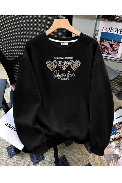 Women's Have Fun Three Hearts Printed Comfortable Fit Crew Neck Black Sweatshirt