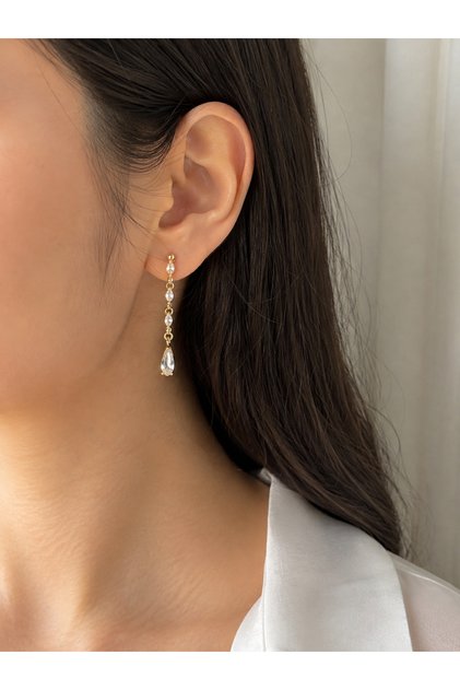 Zarif Damla Taş Detaylı Gold Renk Sallantılı Küpe | CM Jewelry