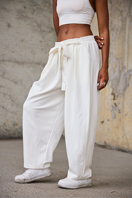 Women's Belted Elastic Waist Trousers