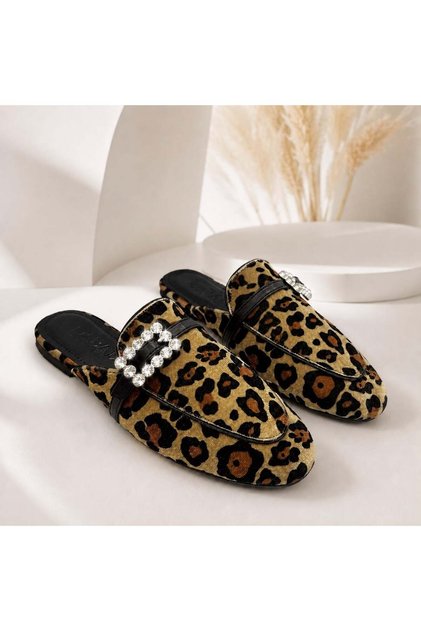 Marigold Women's Stoned Buckle Leopard Patterned Velvet Look Closed Toe Flat Sole Mule Slippers