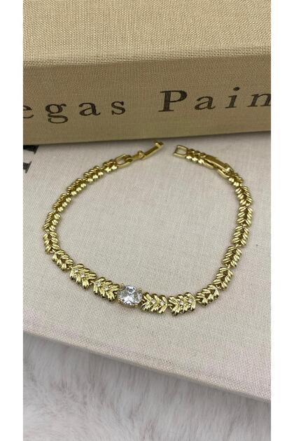 Gold Color Bracelet with Zircon Stone in the Middle and Leaf Detail Xp1