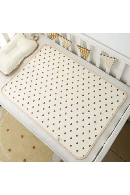 heart 70*90cm Baby Urine Mat Breathable Waterproof Washable Cute Cotton Yarn Printed Newborn Diaper