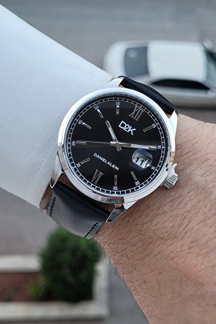 Silver Case, Black Strap, Men's Wristwatch with 24 Months Warranty