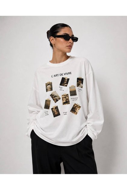 Beyaz Görsel Baskılı Tesettüre Uygun Uzun Kollu T-Shirt