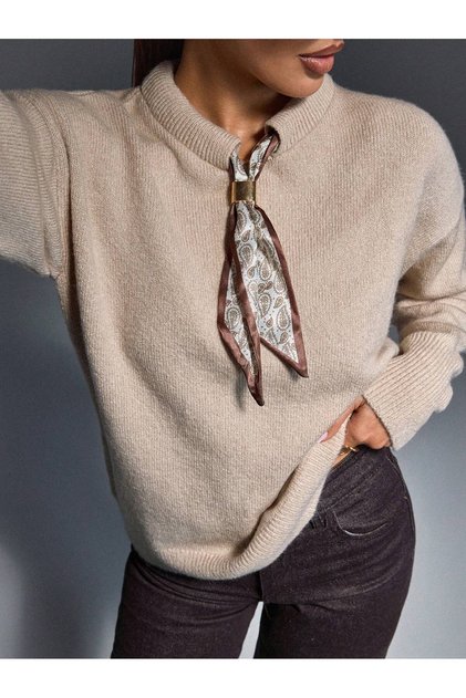 Women's Beige Crew Neck Oversized Knitwear Sweater with Scarf