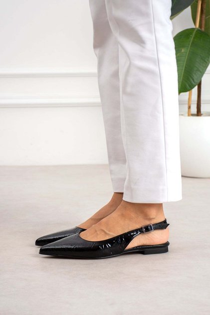 Siyah Kırışık Rugan Babet Sivri Burun Arkası Açık Tokalı Slingback Klasik Günlük ve Gece Şıklığı