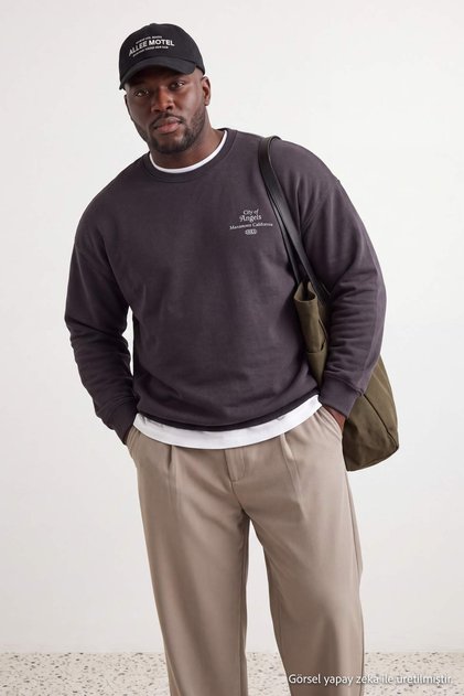 Büyük Beden Antrasit Oversize/Geniş Kalıp Baskılı Sweatshirt TMNAW27AO00025