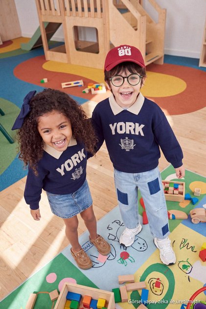 Lacivert Erkek Çocuk/Kız Çocuk Nakışlı Polo Yaka Kalın/İçi Polar Örme Sweatshirt TKDAW26SW00019