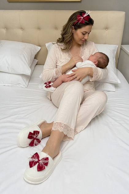 Bow Feathered Mother Maternity Slippers Crown and Booties Maternity Set (Set of 3)