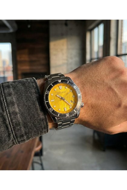 Men's Wristwatch Yellow Dial Steel 44 mm Quartz Mineral Glass