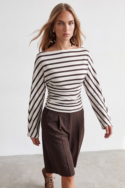 Women's brown boat neck spanish sleeve ruched side striped blouse alc-x15605