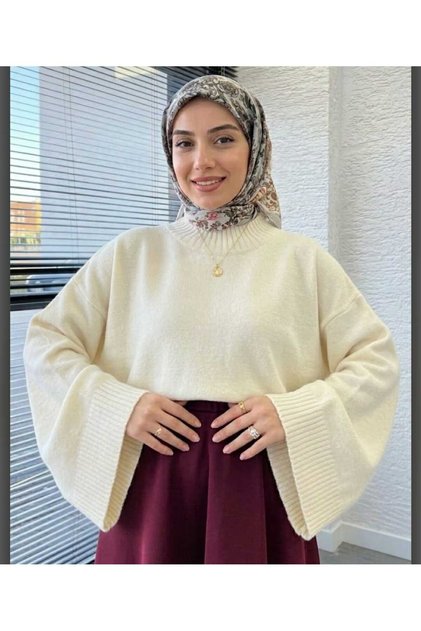 Ekru Kadın Yarasa Kol Triko Kazak
