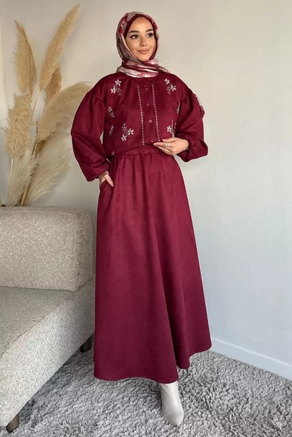 Stone Embroidered Suede Jacket Elastic Waist Skirt Hijab Two-Piece Set
