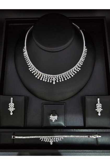 طقم اكسسوارات زركون سماء