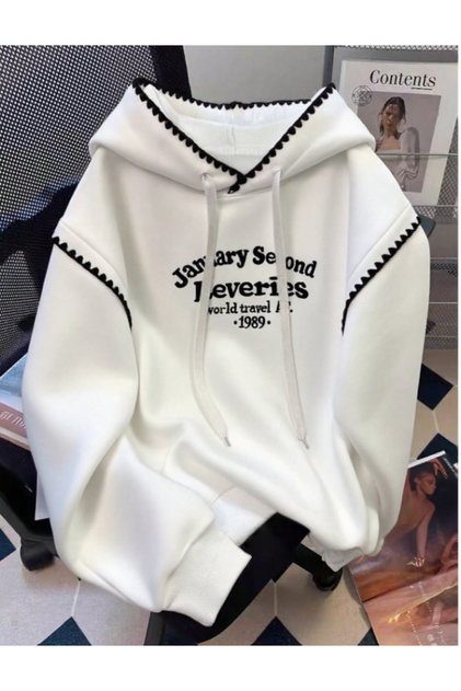 Kadın Kapüşonlu Süs Dikiş Detaylı Minimalist Baskılı Kışlık Uzun Kollu Günlük Pamuklu Sweatshirt