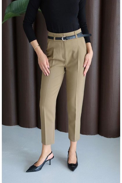 Khaki-Hose mit Gürtel - 2y3790