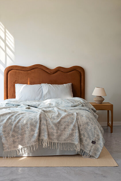 Ravin Double Jacquard Blanket & Sheet Set Gray
