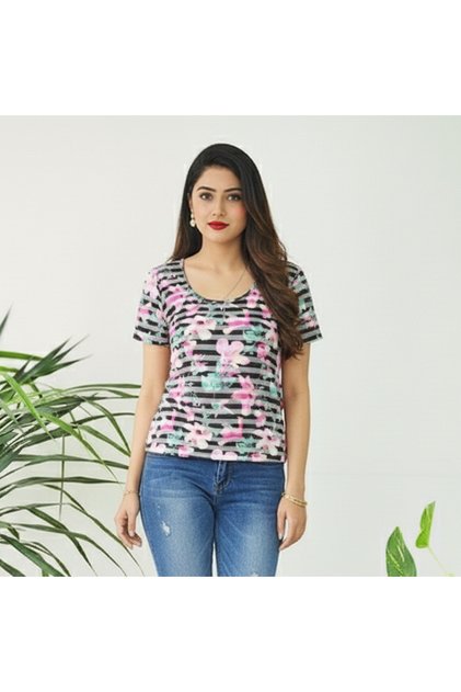Women's Black Digital print Slim fit T-Shirt