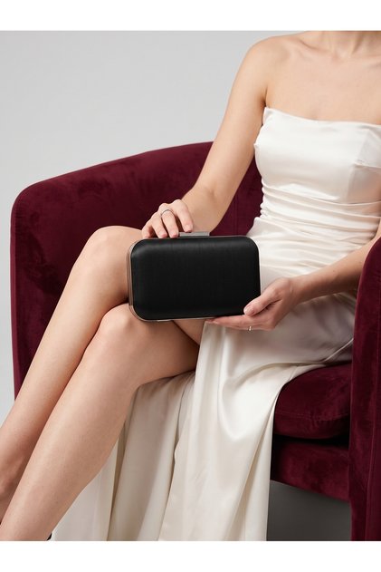 Black Striped Satin Black Metal Detailed Crystal Stone Chain Strap Women's Evening Dress Bag Wedding Engagement Graduation