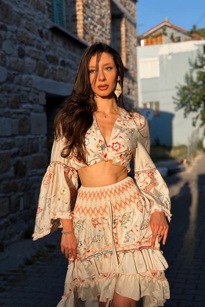 Isabella Nakışlı Boncuk Detaylı Asimetrik Takım