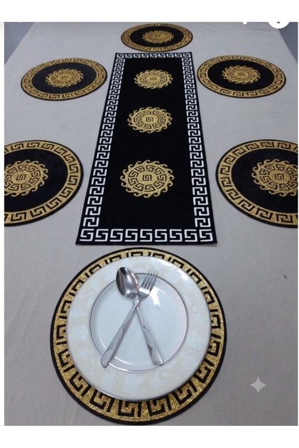 Placemat/runner/table/tablecloth/velvet/7 Piece Food Presentation Set