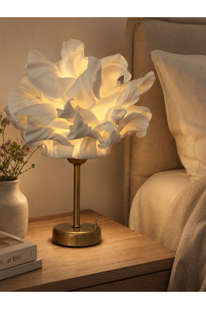 Beyaz Atelier Tasarım Kablosuz Pilli Masa Lambası - Alt Uzun Eskitme Gold