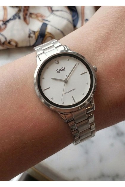 Minimal Vintage Model Women's Metal Steel Strap Wristwatch with 2 Years Warranty