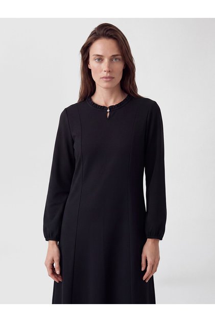Two Mt Shop Quality Lcw Grace Black Interlock Plain Standard & Regular Oval Neck Long Dress